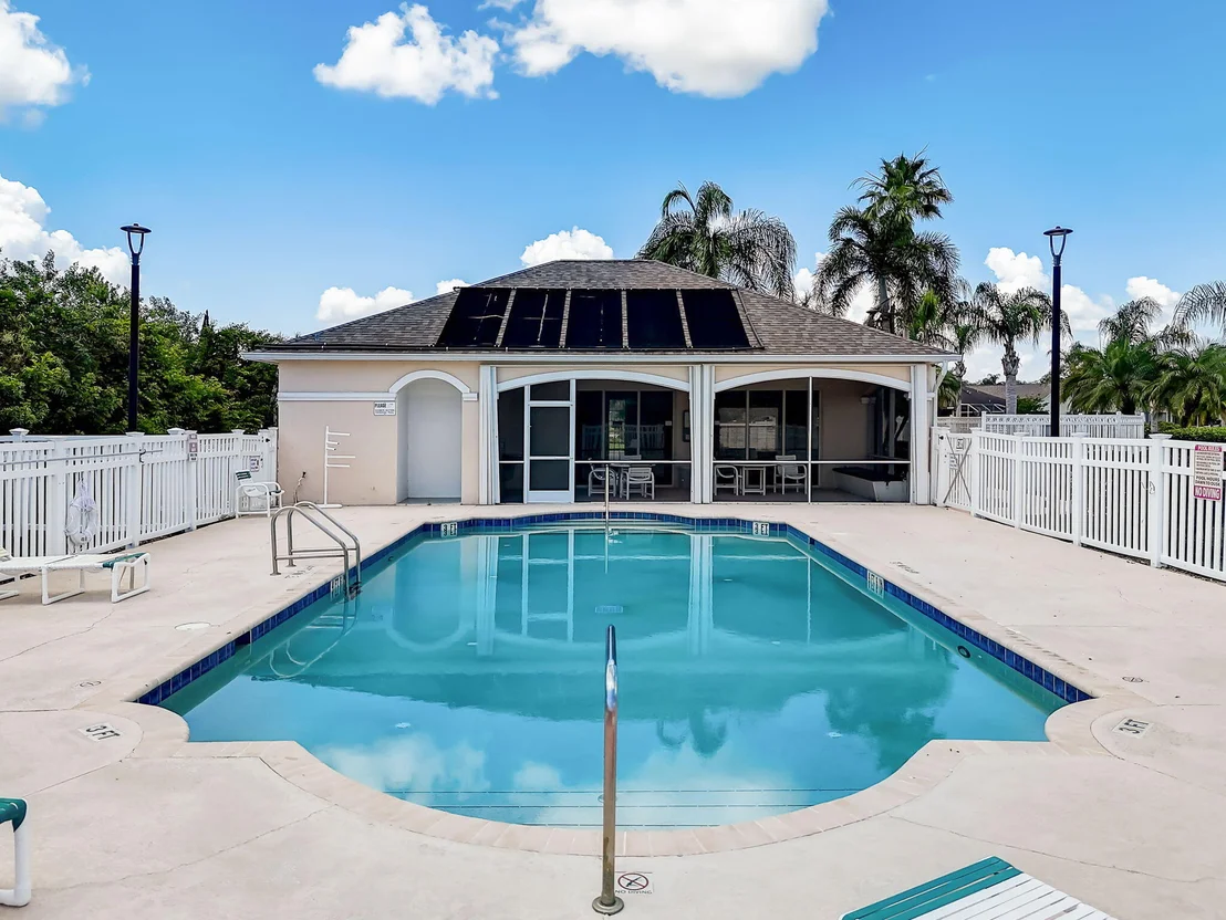 Photo of 4621 Portage Trail