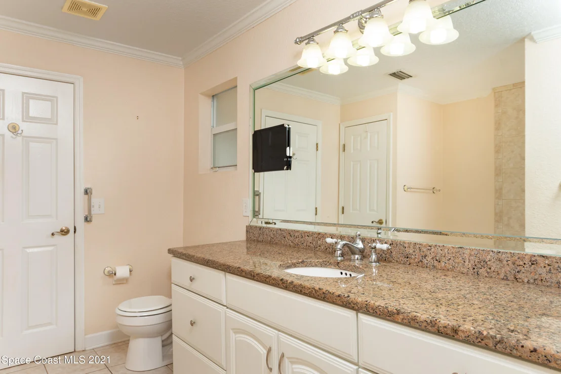 Photo of 688 Hyde Park Lane