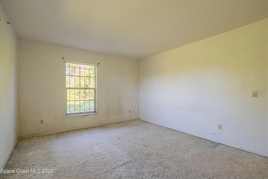 Photo of 936 Clayton Drive