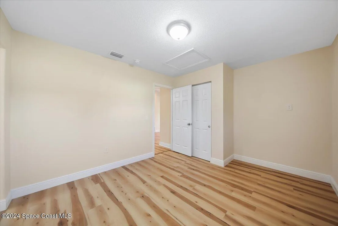 Photo of 2651 Pineapple Avenue