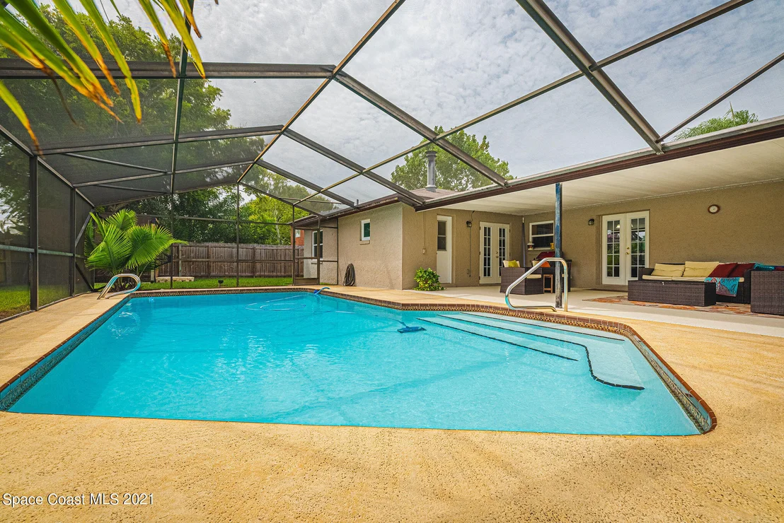 Photo of 845 Berkshire Drive