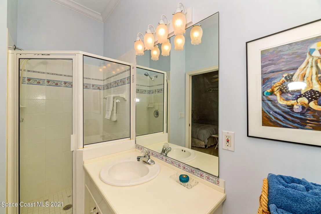 Photo of 176 Bayshore Drive
