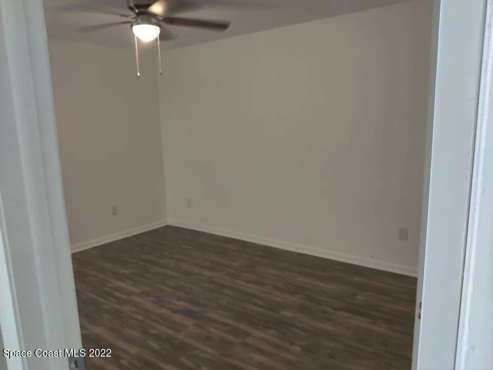 Photo of 1114 Abbey Circle NE