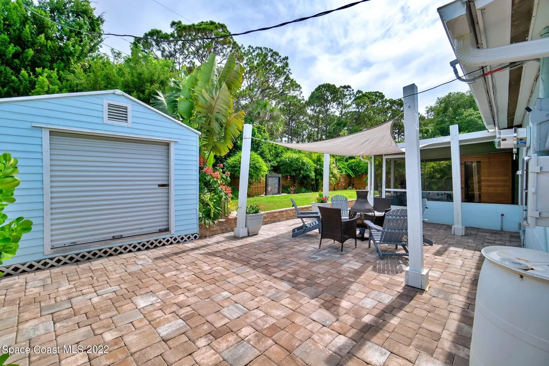Photo of 130 Oakledge Drive