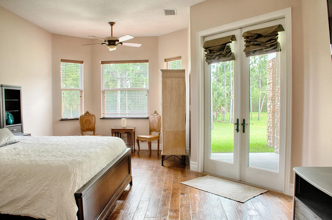 Photo of 5443 The Willows Drive