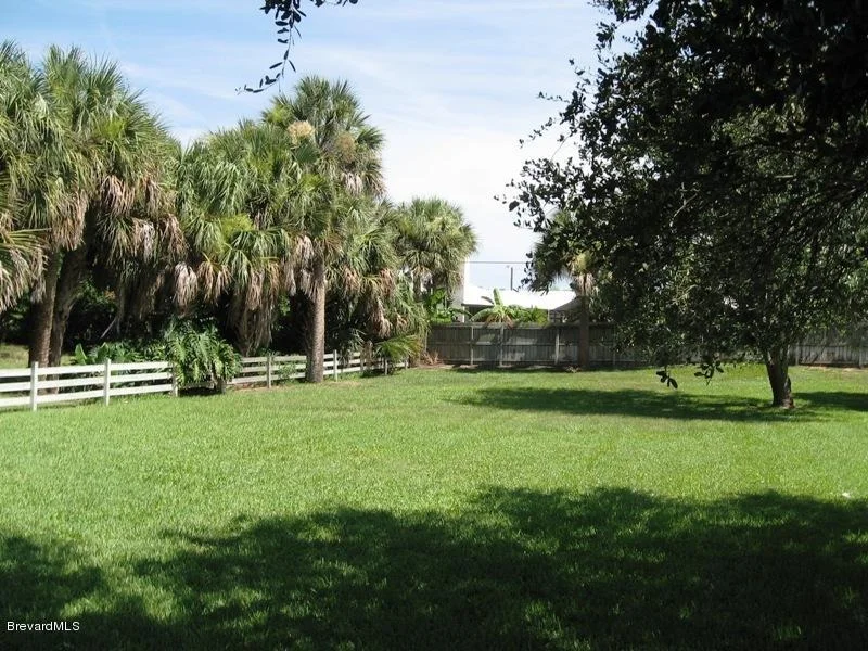 Photo of 404 Sunset Boulevard