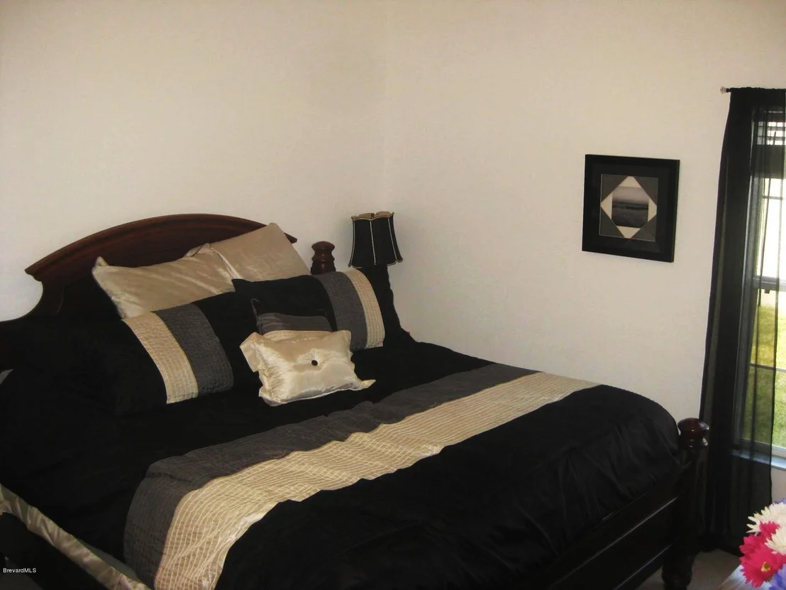 Photo of 2078 Maeve Circle