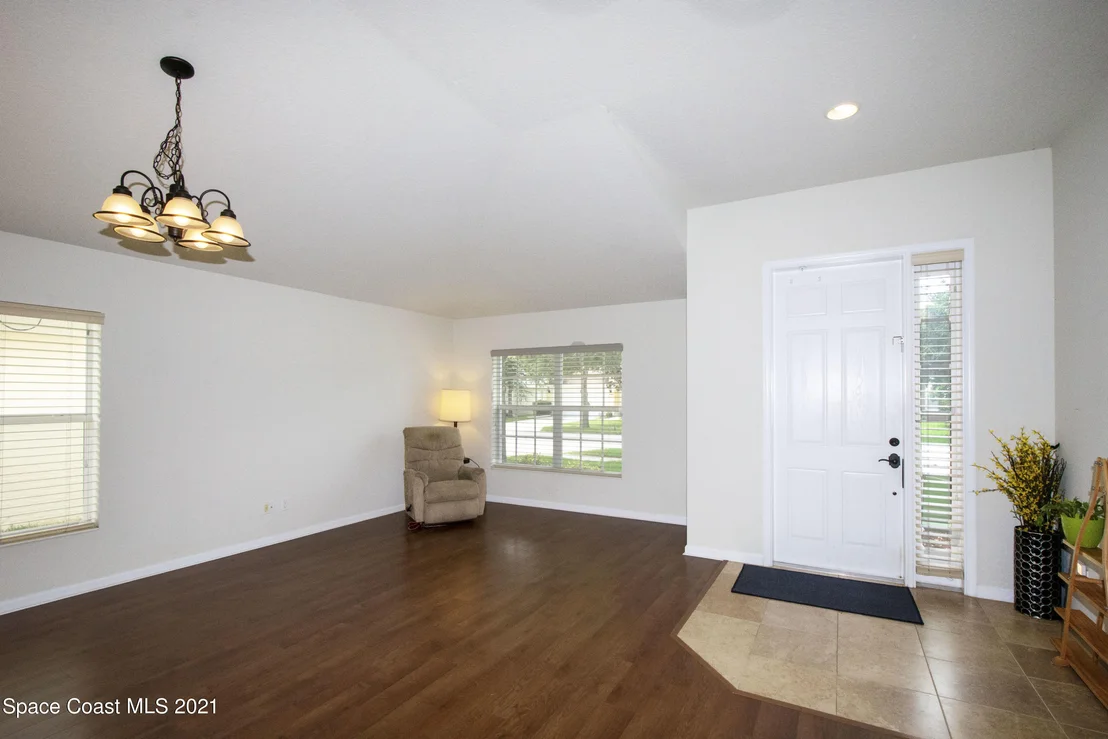 Photo of 1771 Dittmer Circle SE
