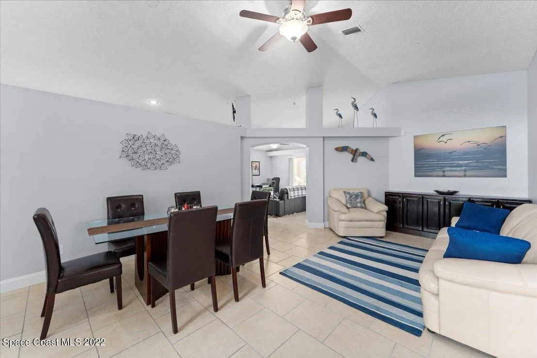 Photo of 8030 Bracken Lane