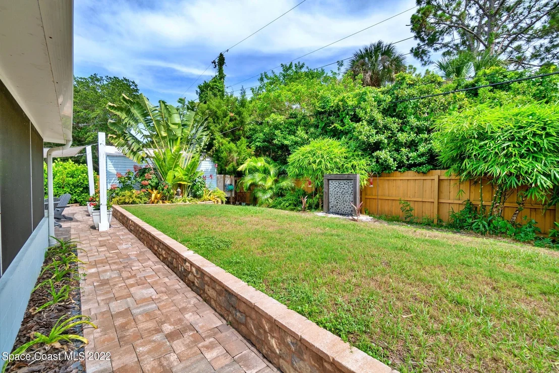 Photo of 130 Oakledge Drive