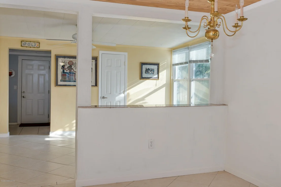 Photo of 769 Banyan Drive