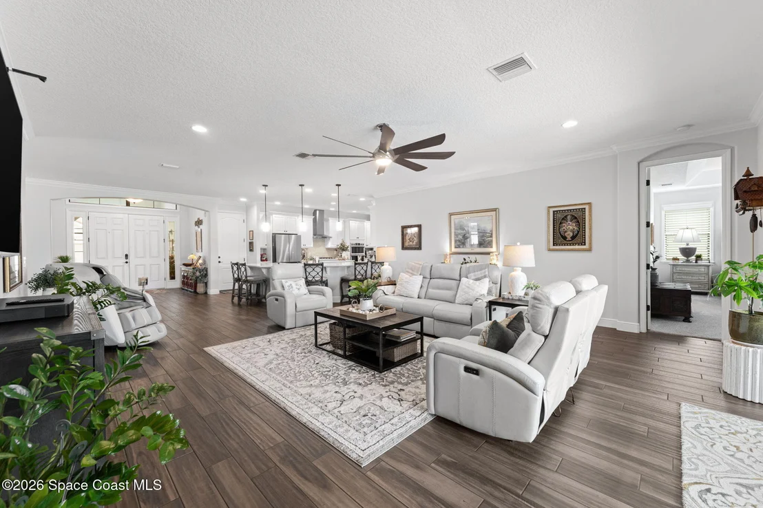 Photo of 8146 Stonecrest Drive