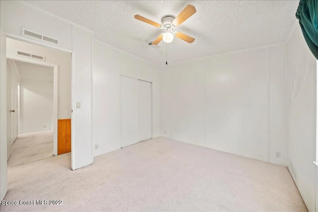 Photo of 3070 Milwaukee Avenue