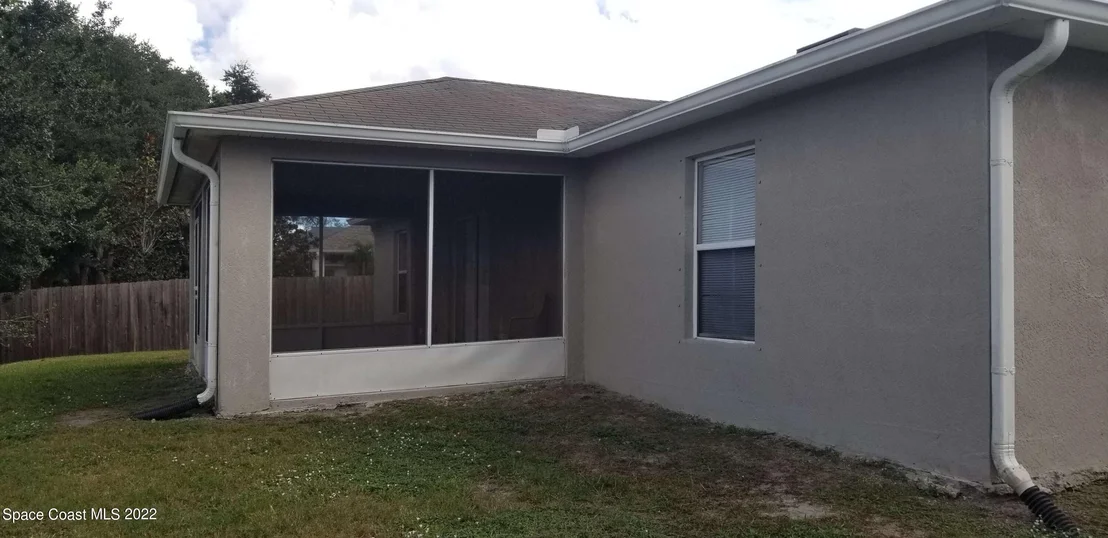 Photo of 6150 Edison Street