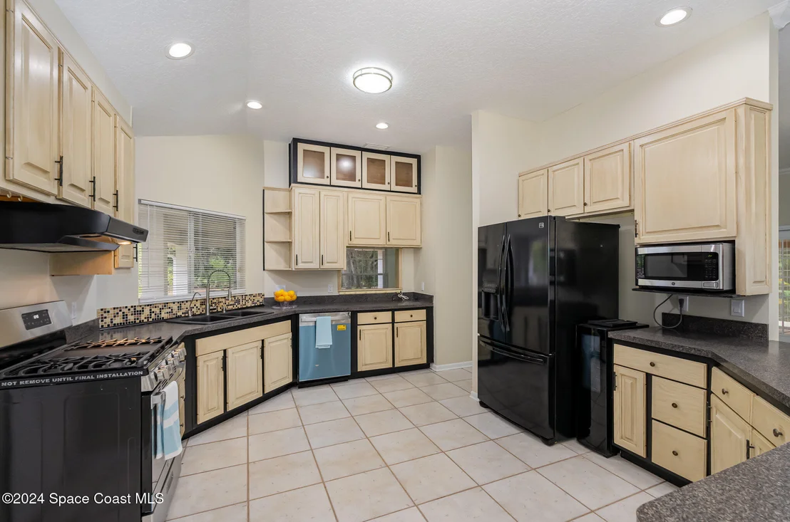 Photo of 2549 Hooper Road