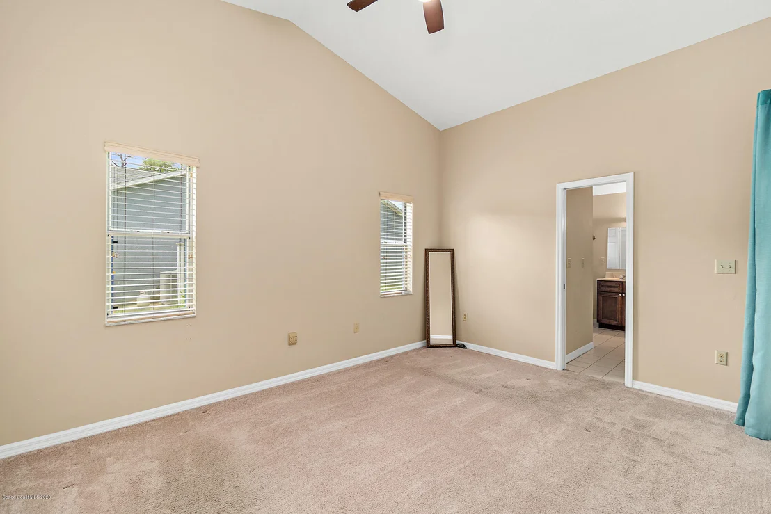 Photo of 1074 Red Bud Circle