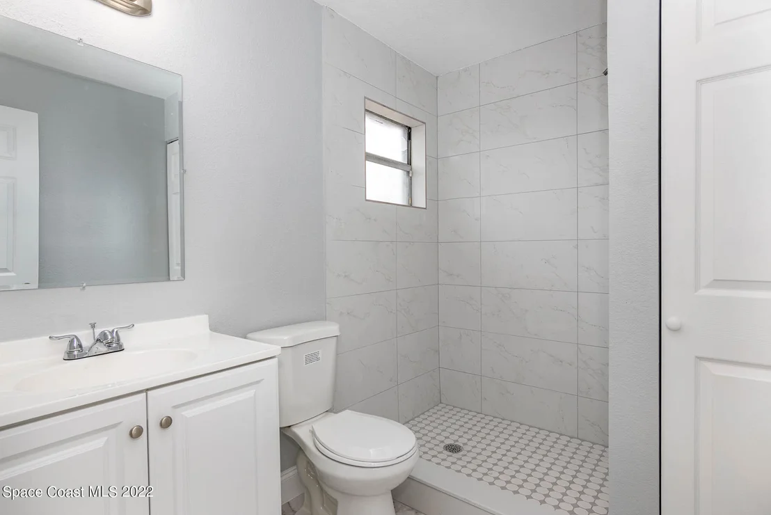 Photo of 1541 Spruce Road