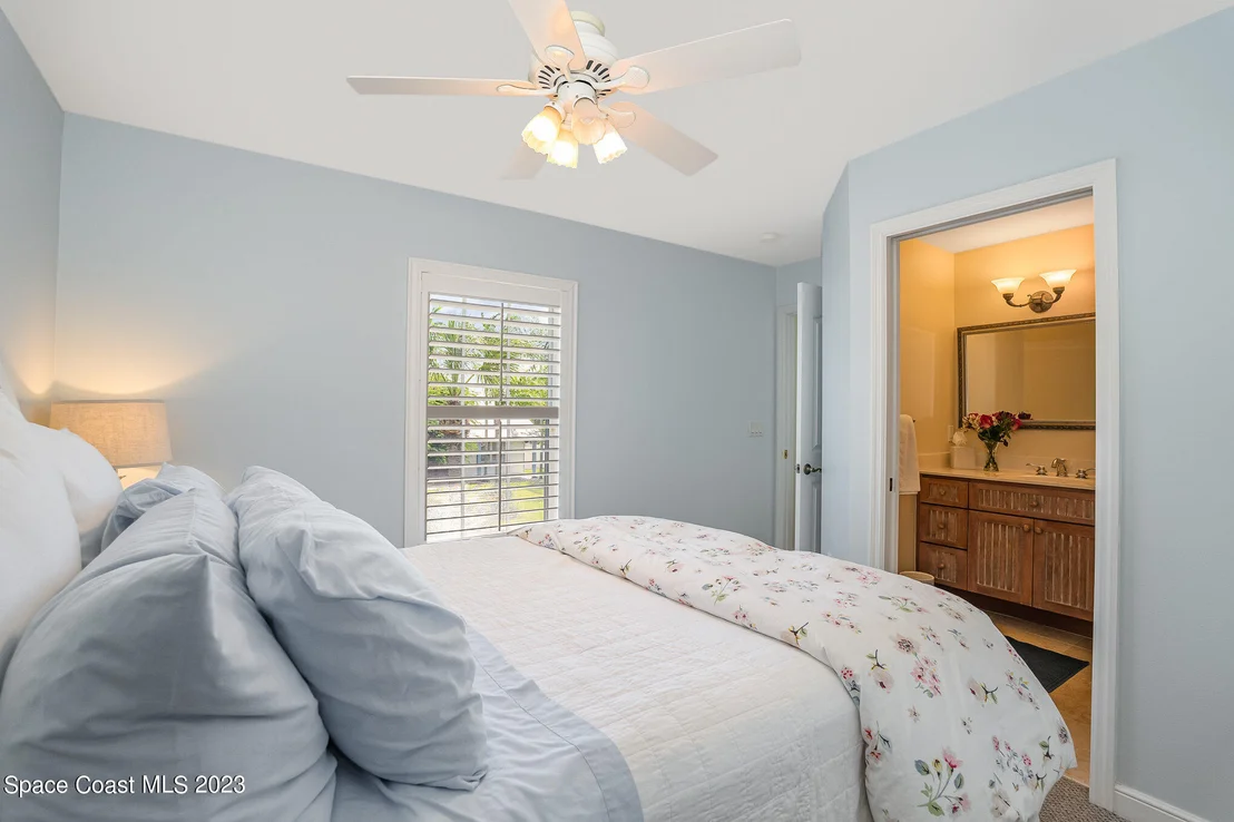 Photo of 320 2nd Avenue