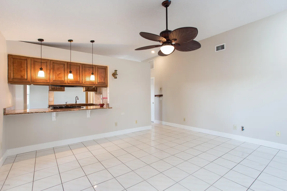 Photo of 2710 Nobility Avenue