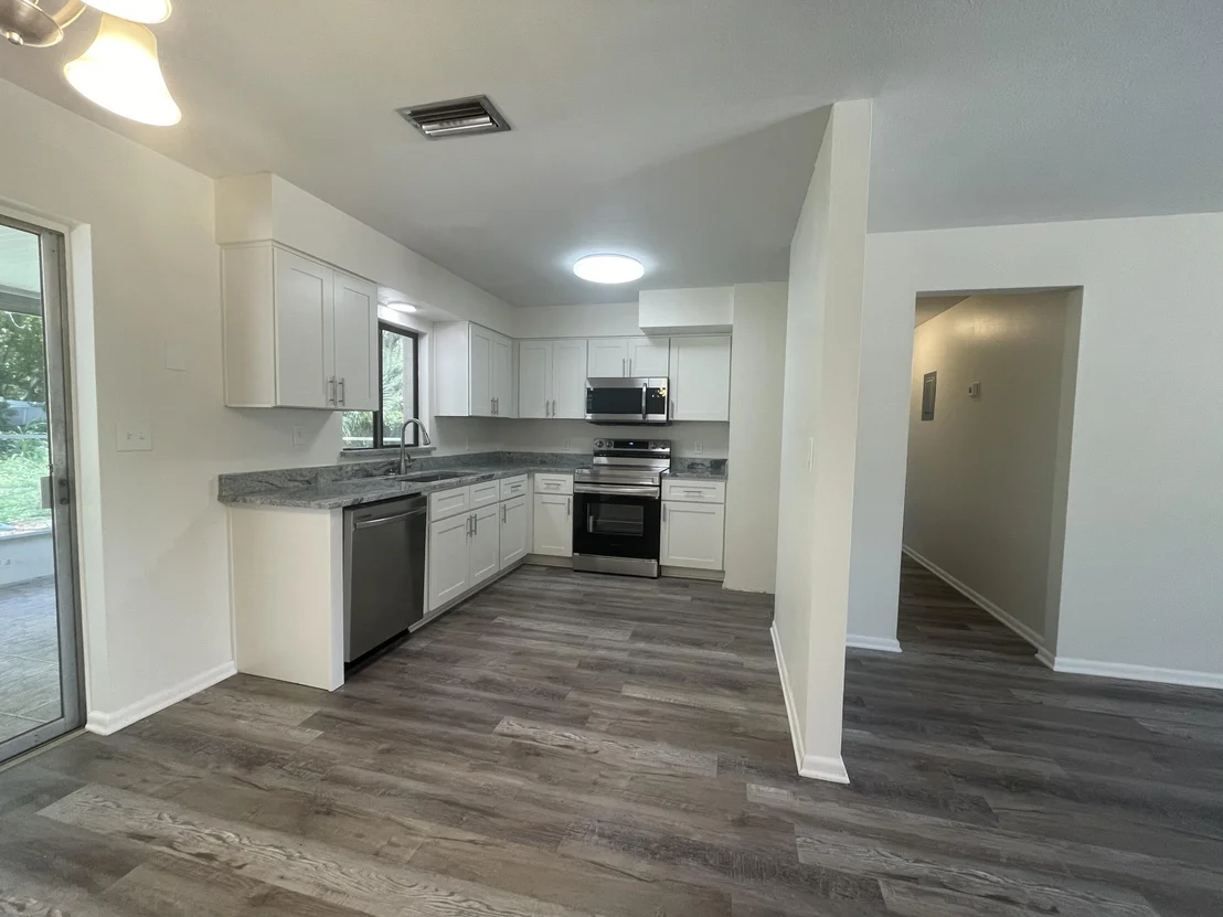 Photo of 1860 Augustine Drive