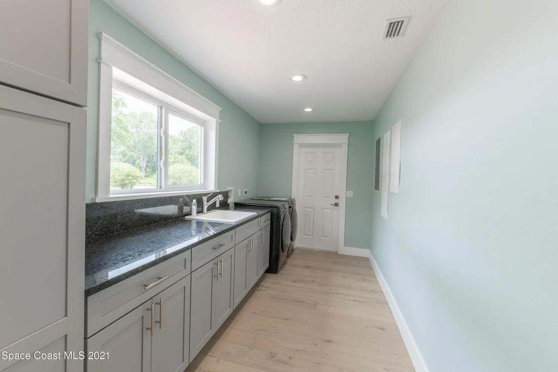 Photo of 2159 Rockledge Drive