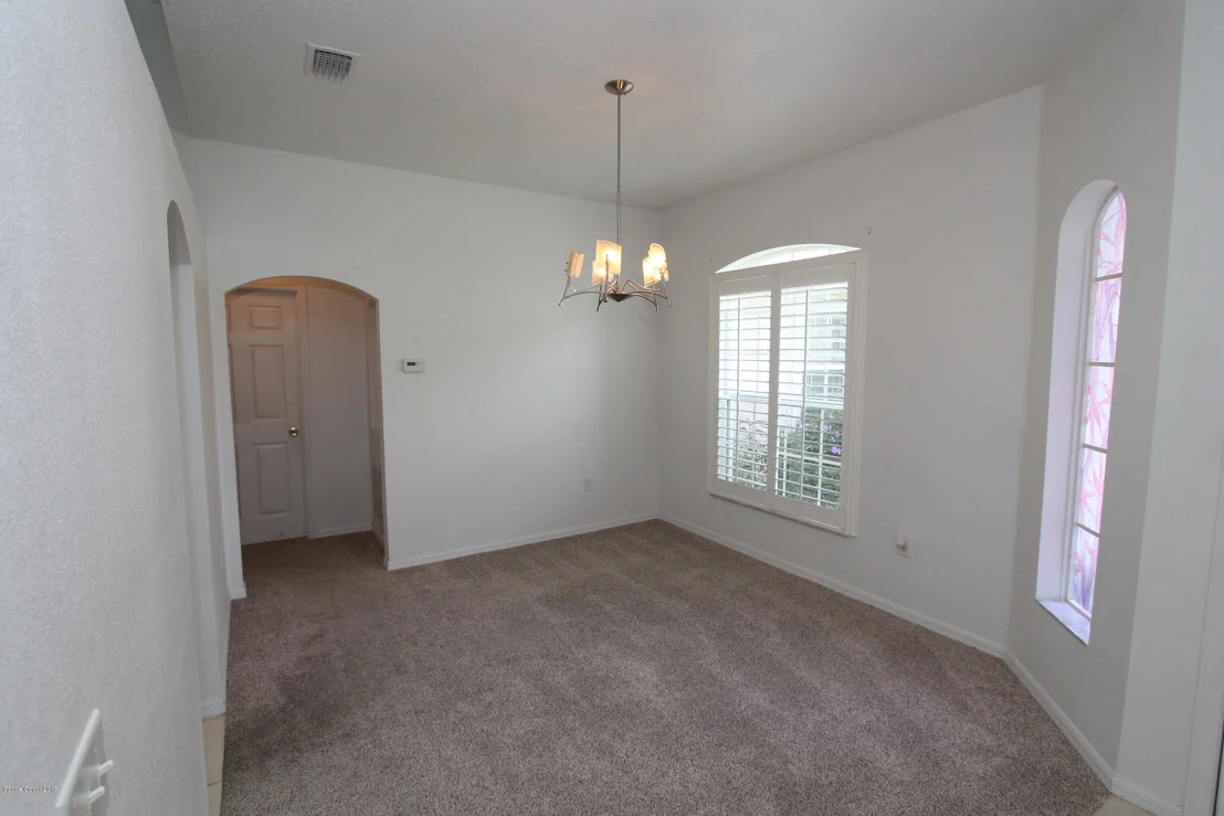 Photo of 6175 Grissom Parkway