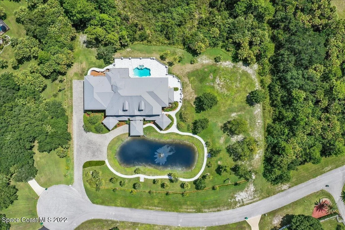 Photo of 5660 Willoughby Drive