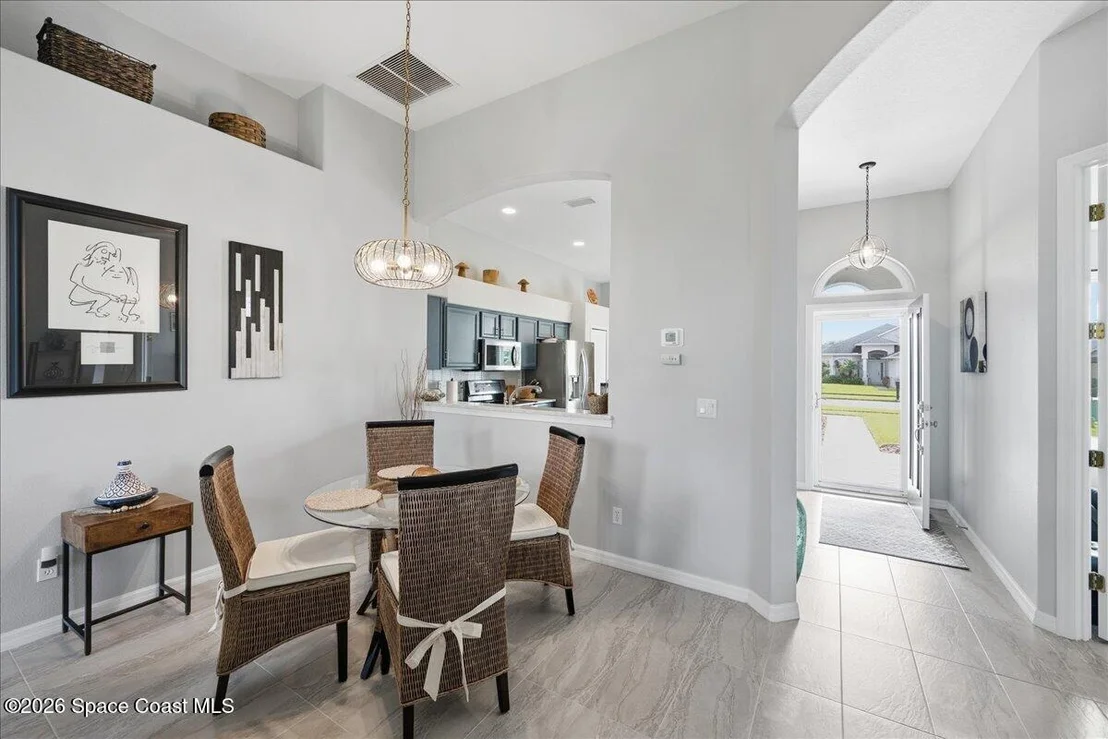 Photo of 4570 Portage Trail