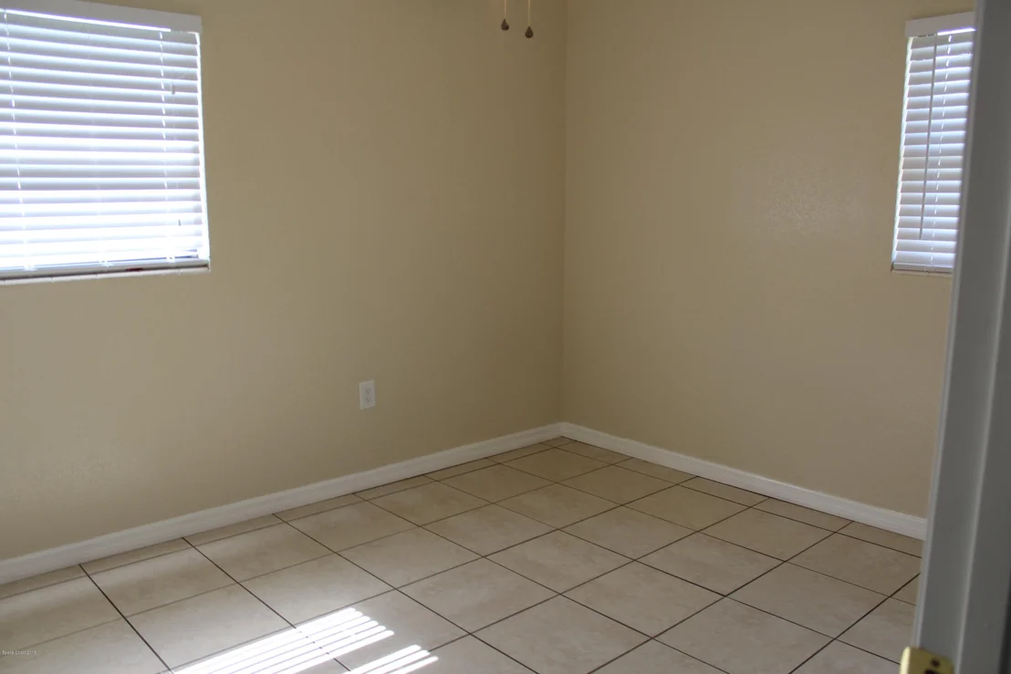 Photo of 2535 Stratford Drive
