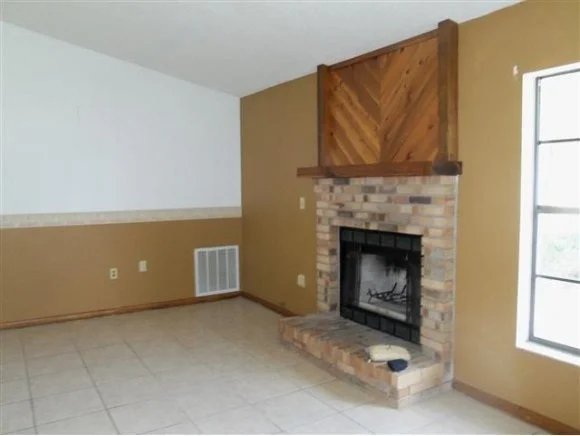 Photo of 4719 Chicago