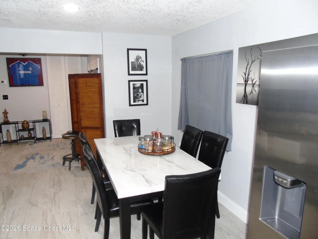 Photo of 1708 Golfview Drive
