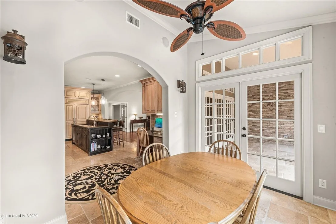 Photo of 437 Oriole Lane
