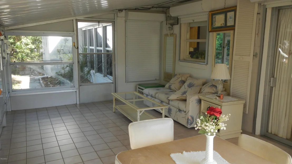 Photo of 860 Indian River Drive
