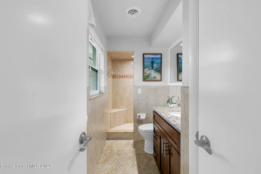 Photo of 2410 Scenic Drive