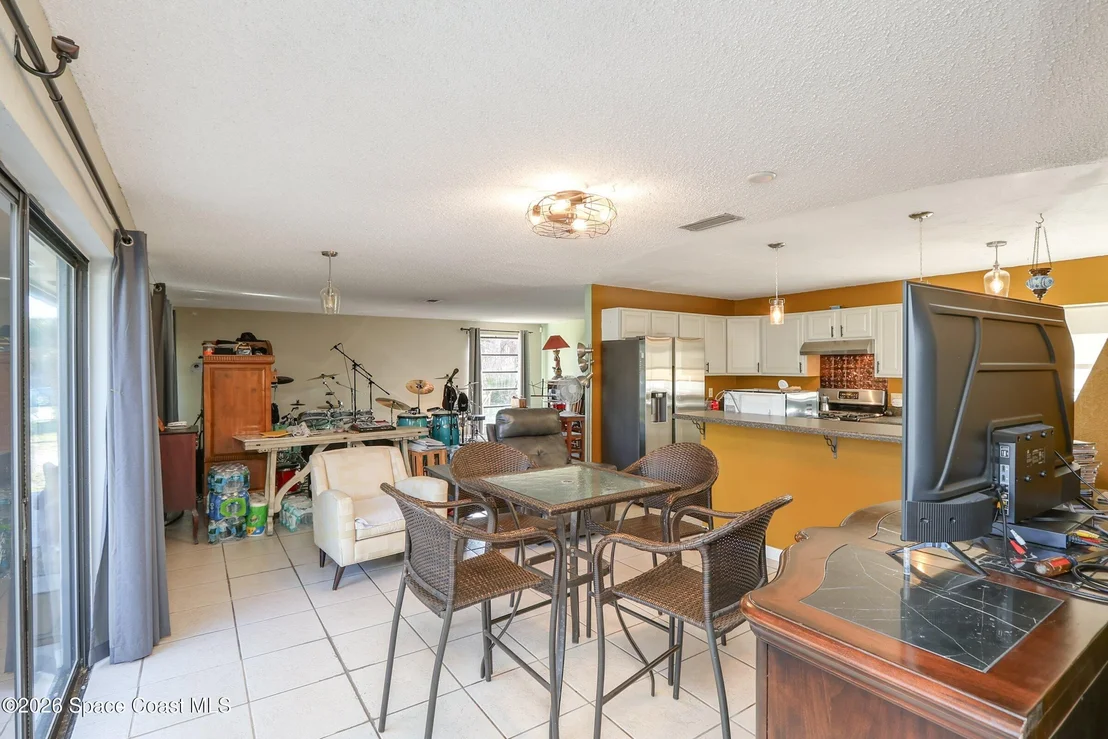 Photo of 110 Lagoon Avenue