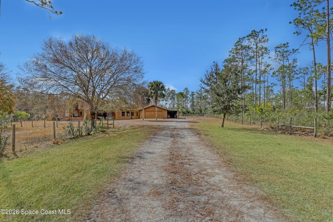 Photo of Unit 91 at 32801 Us Highway 441 Highway N