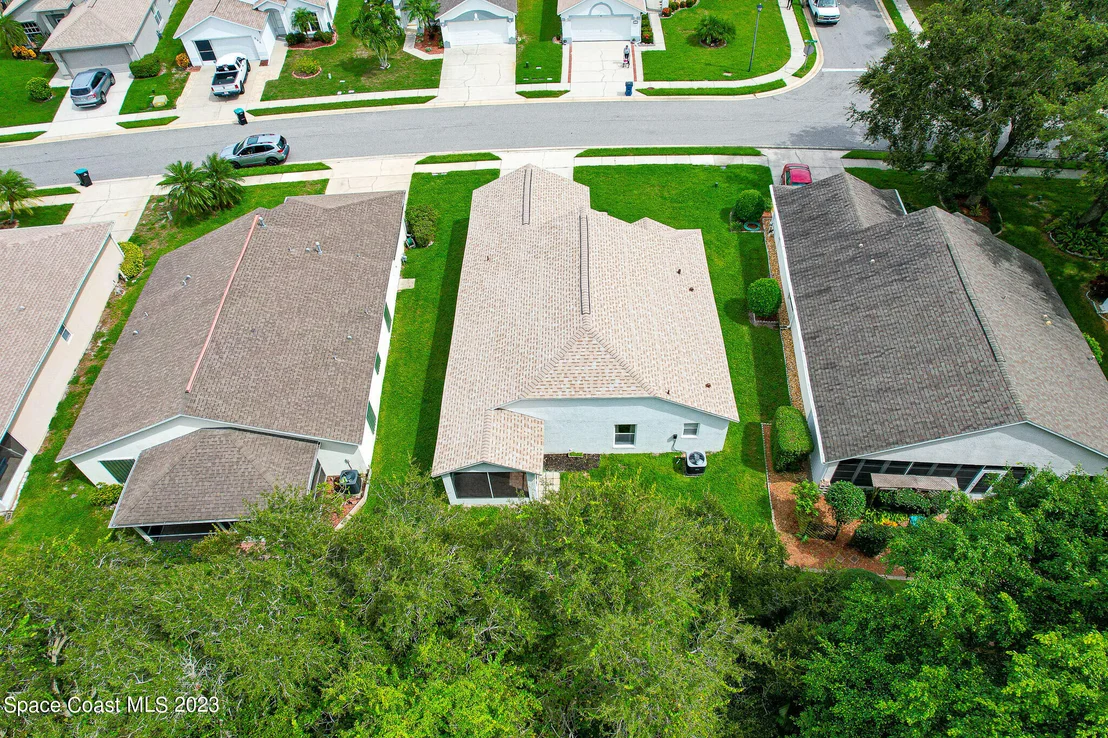 Photo of 958 Pine Creek Circle NE