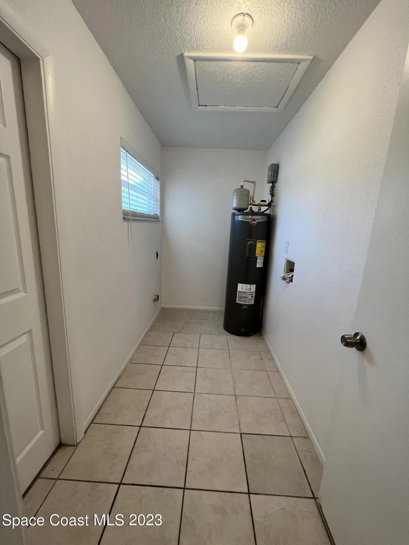 Photo of 2879 Lancaster Road