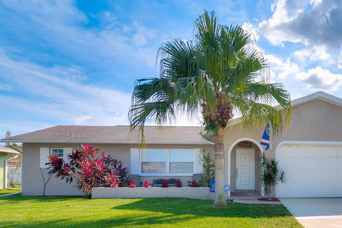 Photo of 2609 Corbusier Drive