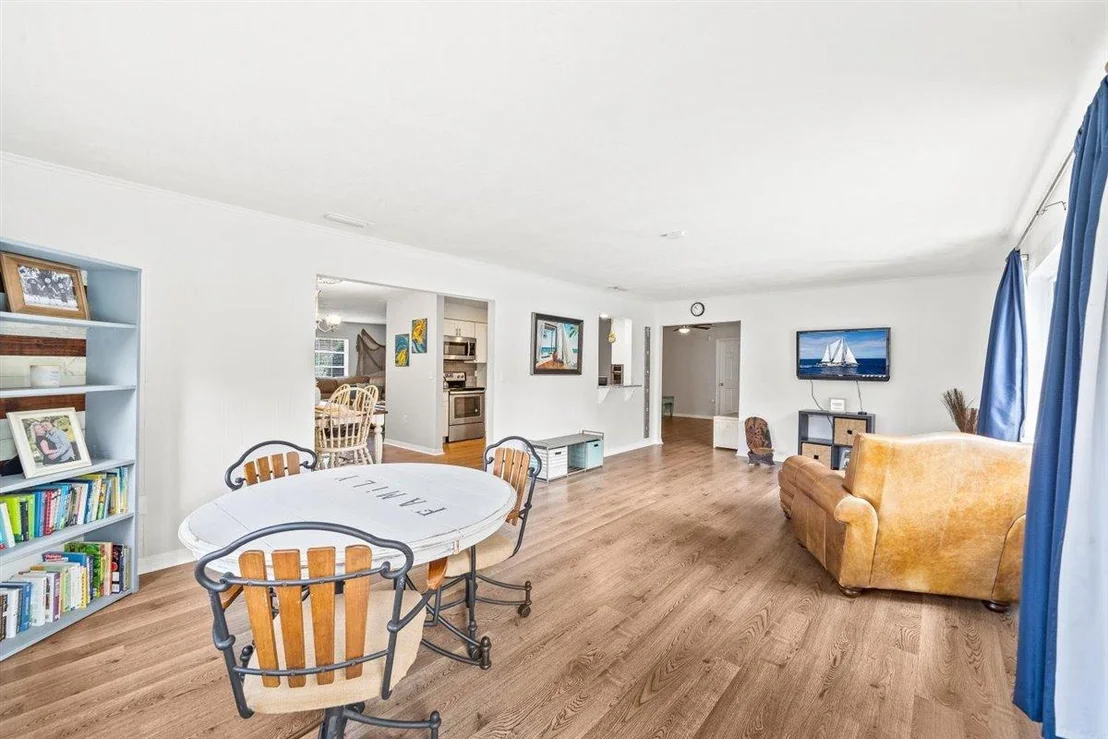 Photo of 1151 Wentworth Circle