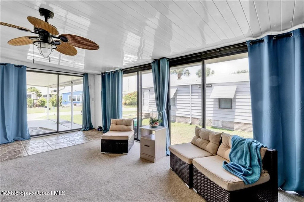 Photo of 729 Gladiolus Drive