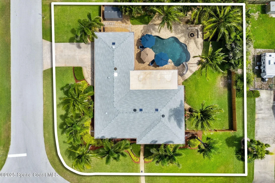 Photo of 565 Solitaire Palm Drive