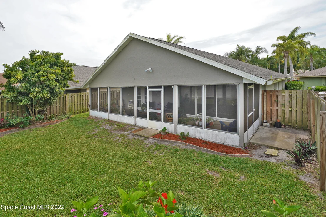 Photo of 3940 Saint Armens Circle