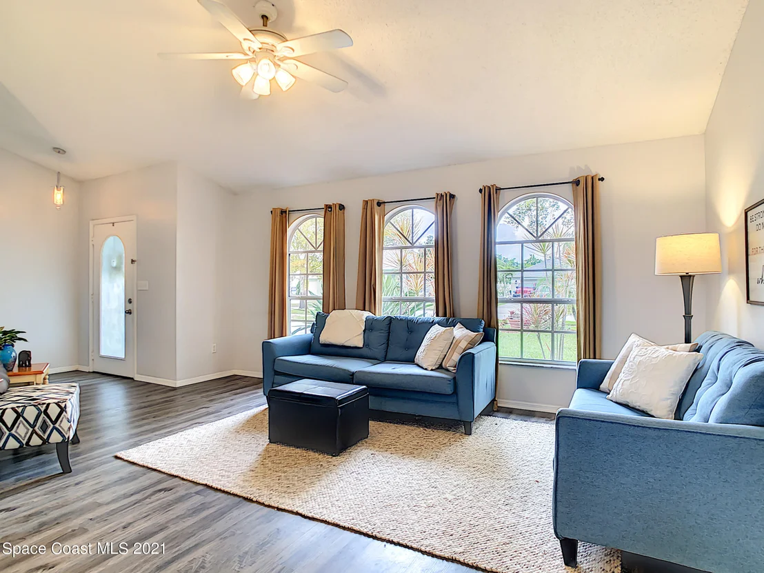 Photo of 3025 Pineda Crossing Drive