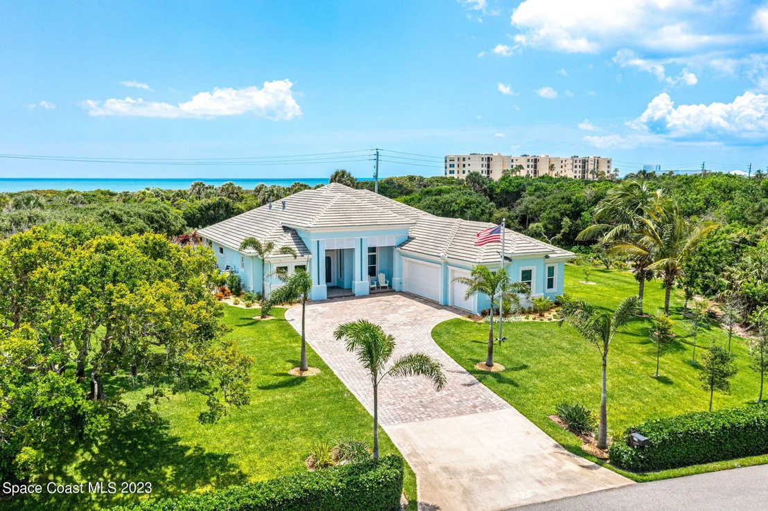 Photo of 6231 Windward Lane