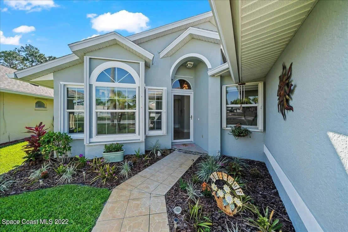 Photo of 3964 Saint Armens Circle