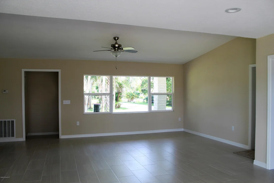 Photo of 57 W Bay Drive
