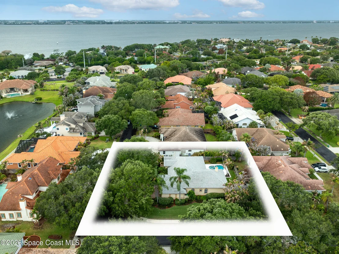 Photo of 370 Normandy Drive