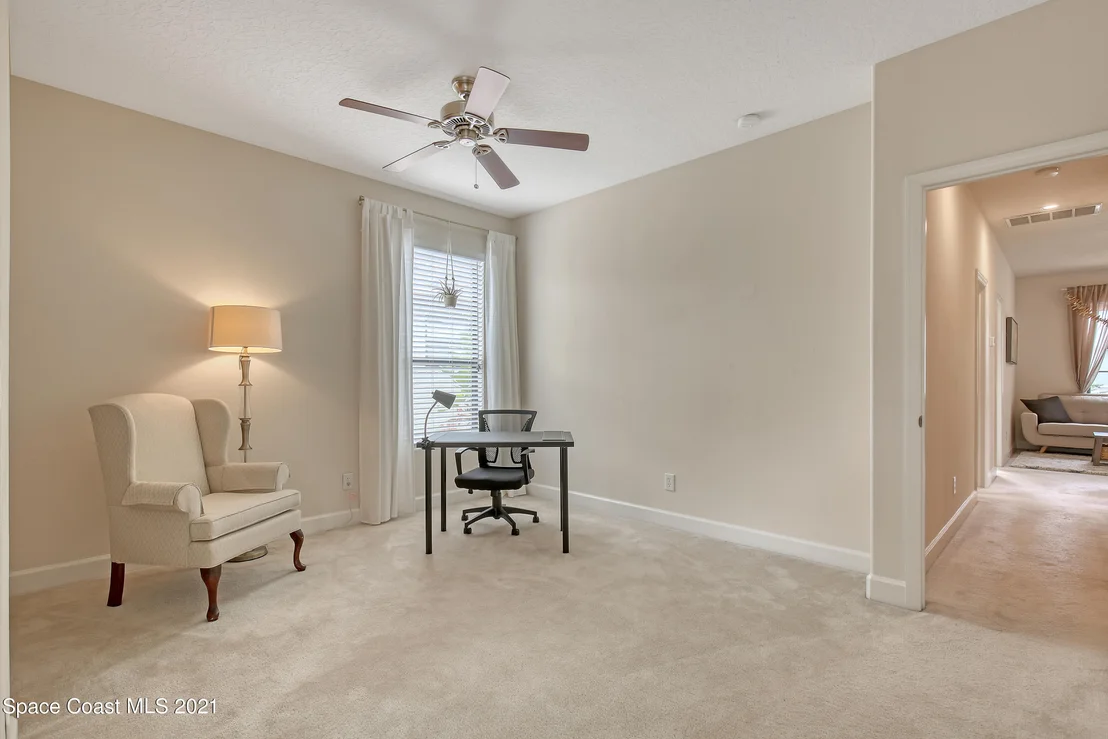 Photo of 1380 Talon Way
