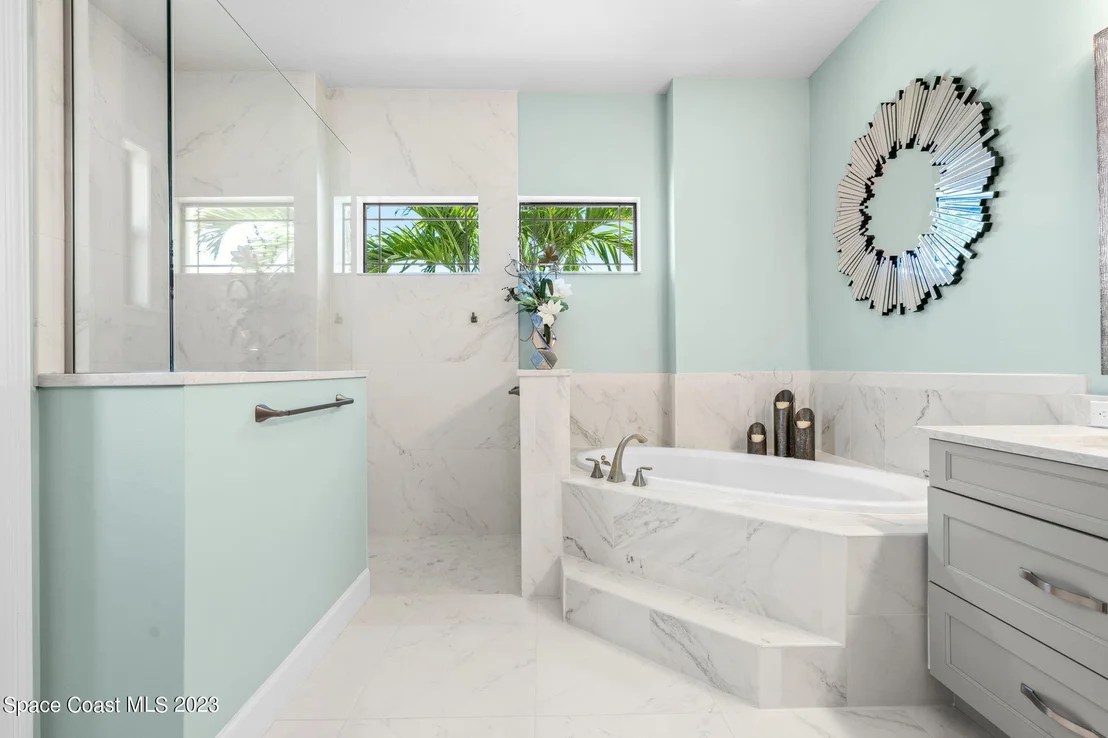 Photo of 2115 Calatrava Street